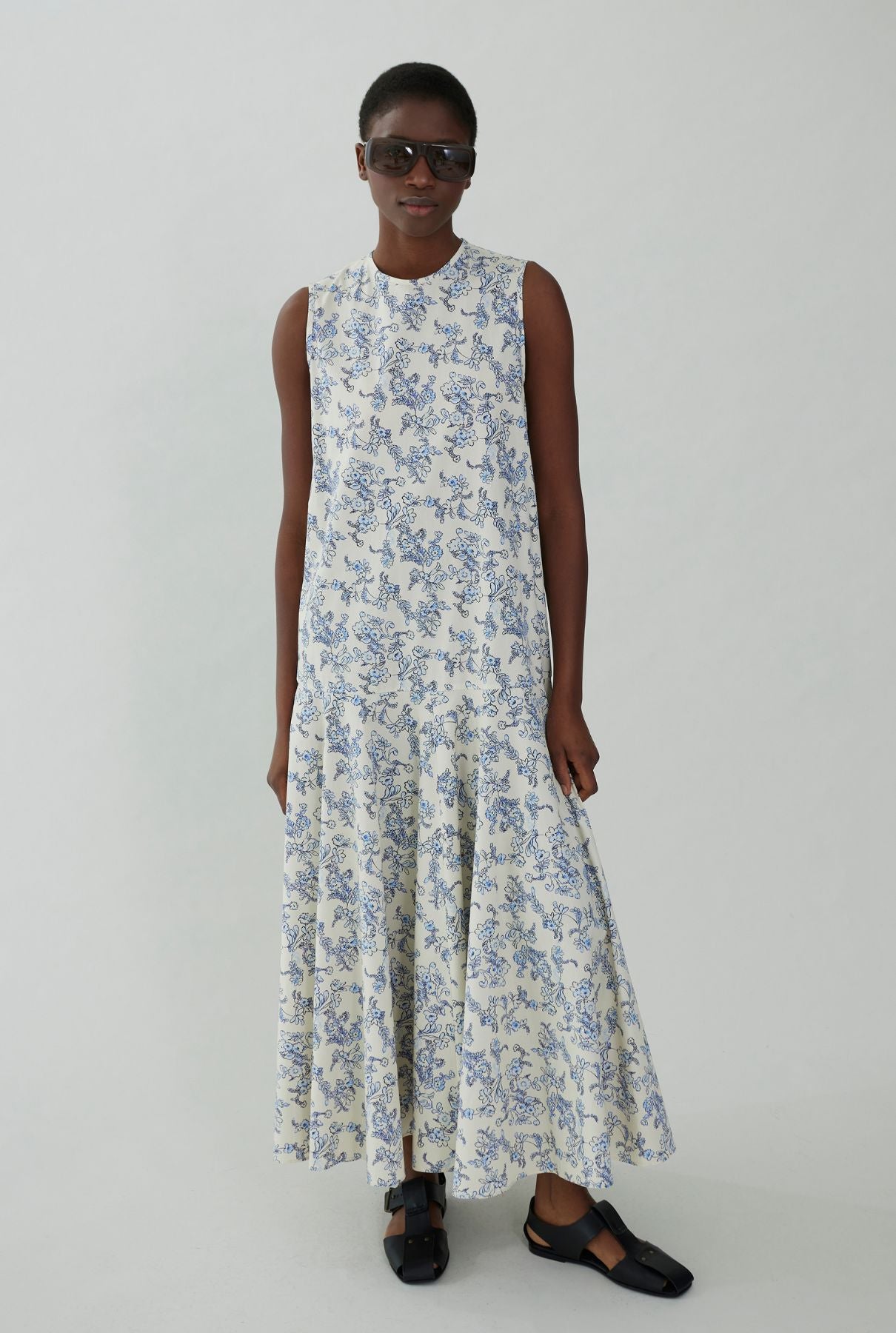 Ruffled dress Dresses Tot-Hom 