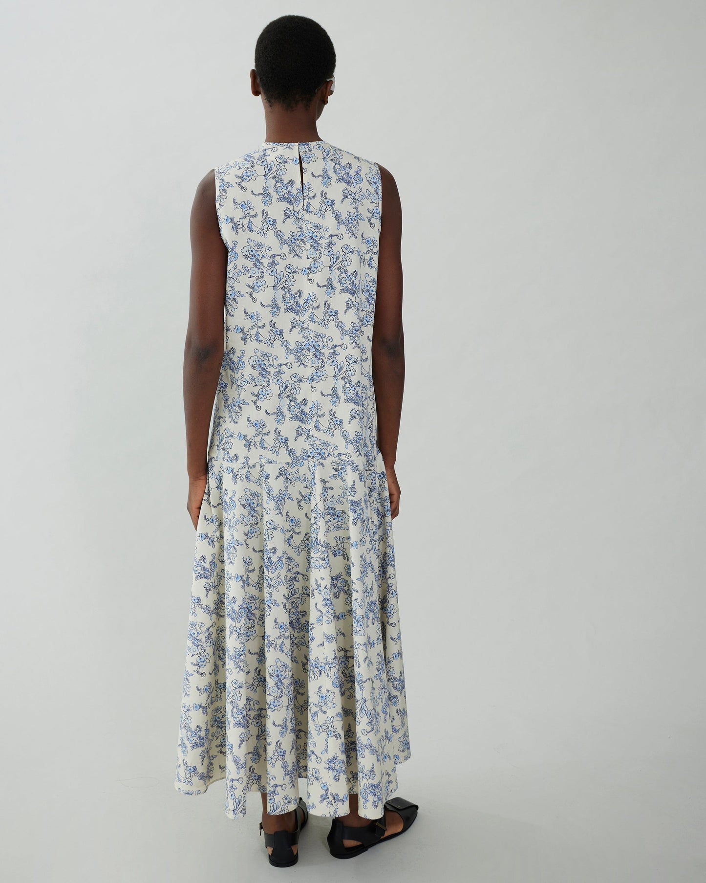 Ruffled dress Dresses Tot-Hom 