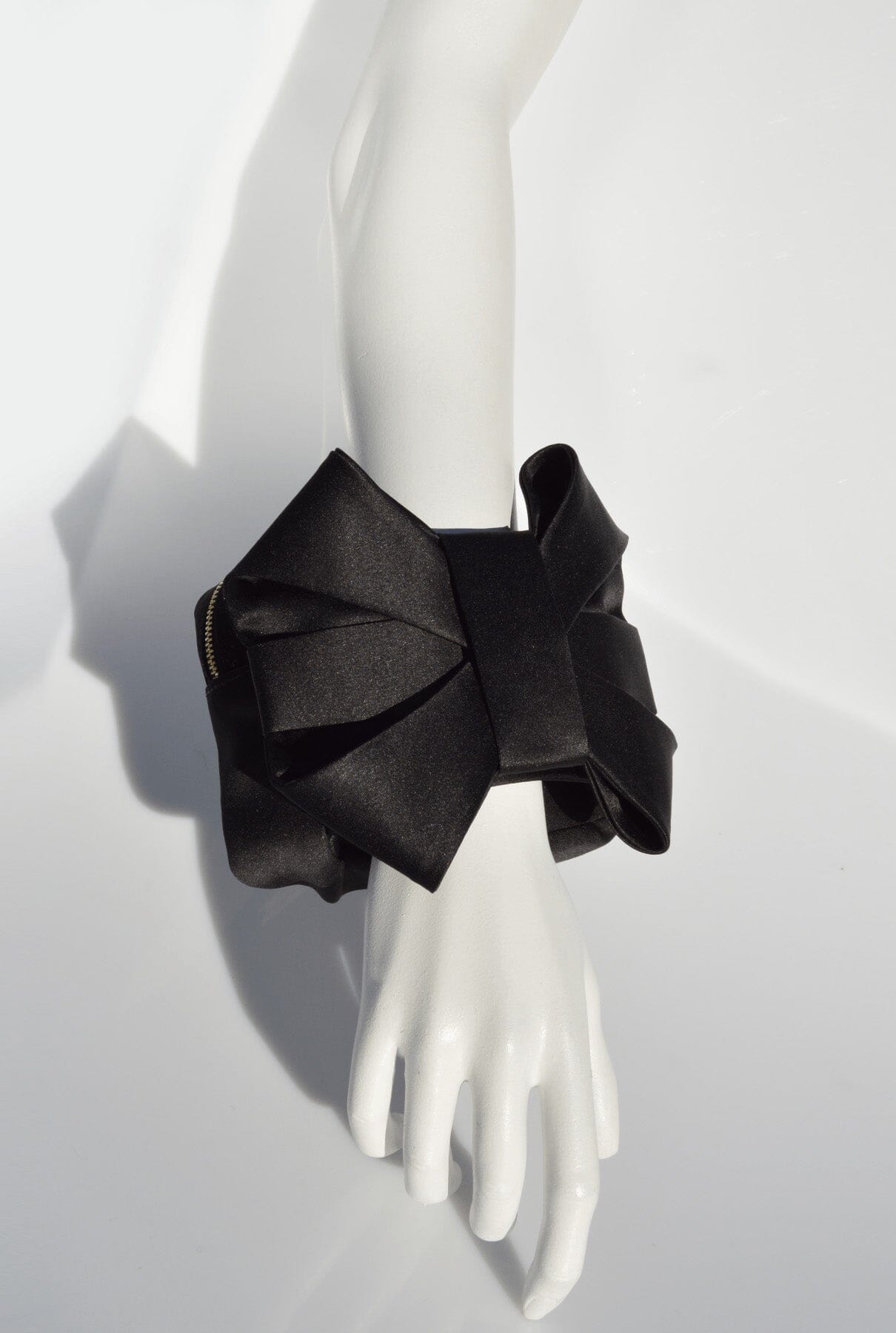 Satin Pulseta with Bow Hand bags Celina Martin 