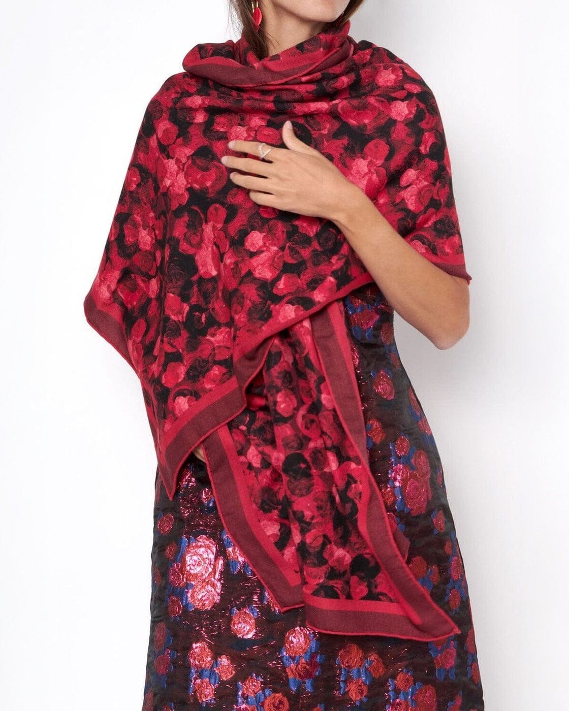 Scarf Crimson Petals Foulards & Scarves Arena Martinez 