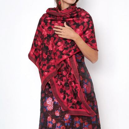 Scarf Crimson Petals Foulards & Scarves Arena Martinez 