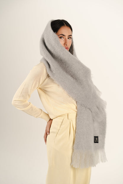 Soft Grey Mohair Scarf Accesorios ELEVAA 