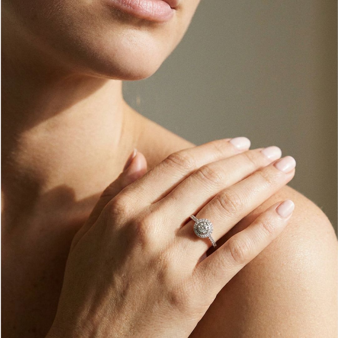 Solitario Bubbles Pavé — Anillo de compromiso en oro blanco 18k con diamantes Rings Elena Carrera 