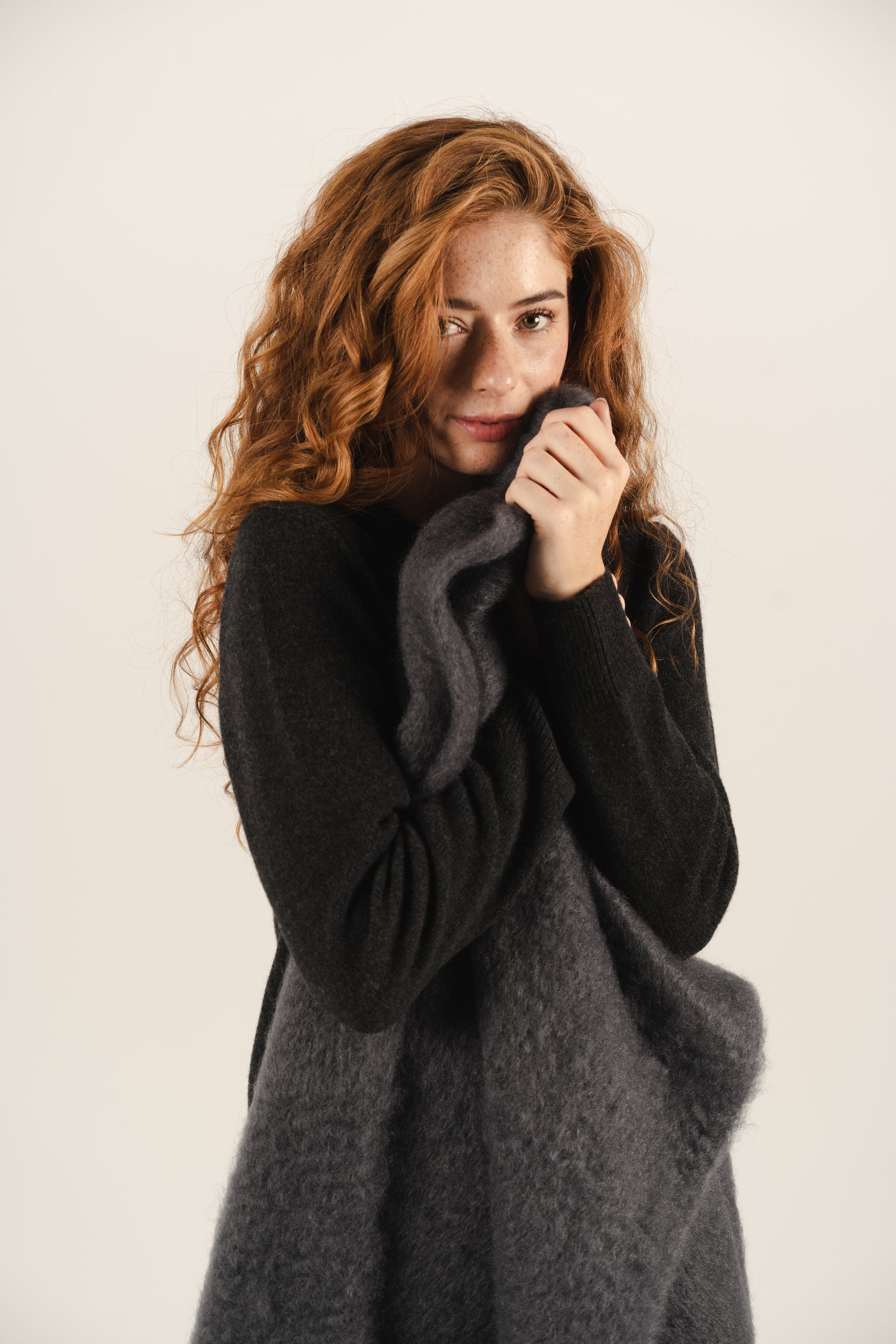 Stone Grey Mohair Shawl Accesorios ELEVAA 