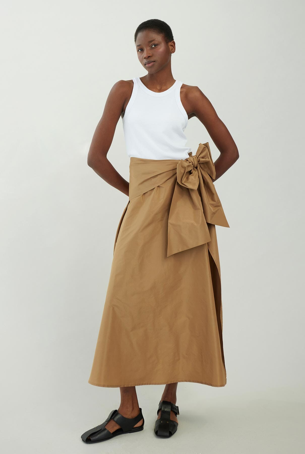 Taffeta skirt with side slit and bow Skirts Tot-Hom 