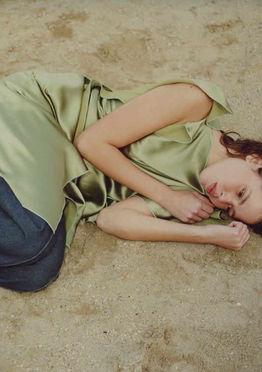 Tendril green silk 'pañoleta' dress Dresses Boscoier 