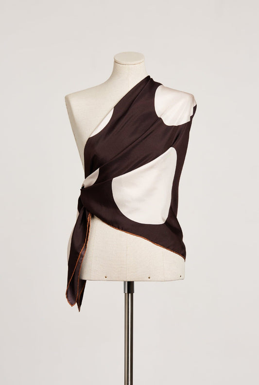 The Candela Scarf wrap / chocolate Foulards & Scarves Van Hise 