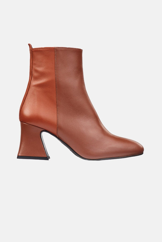 The D'Orsey Booty Double Biscuit Boots Flabelus 