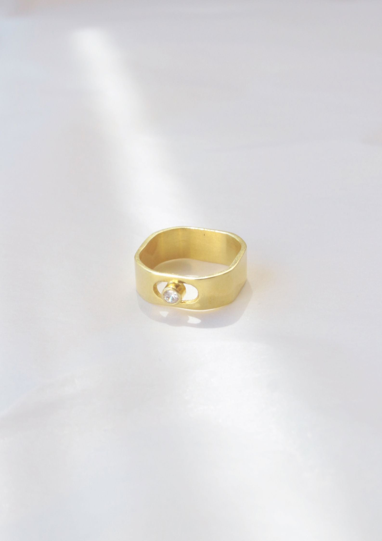 THE FOUNDING PILLAR RING Rings Albert Coll 