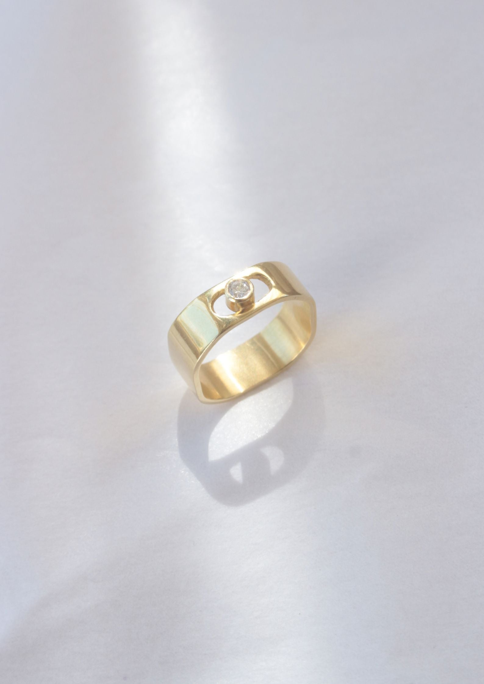 THE FOUNDING PILLAR RING Rings Albert Coll 