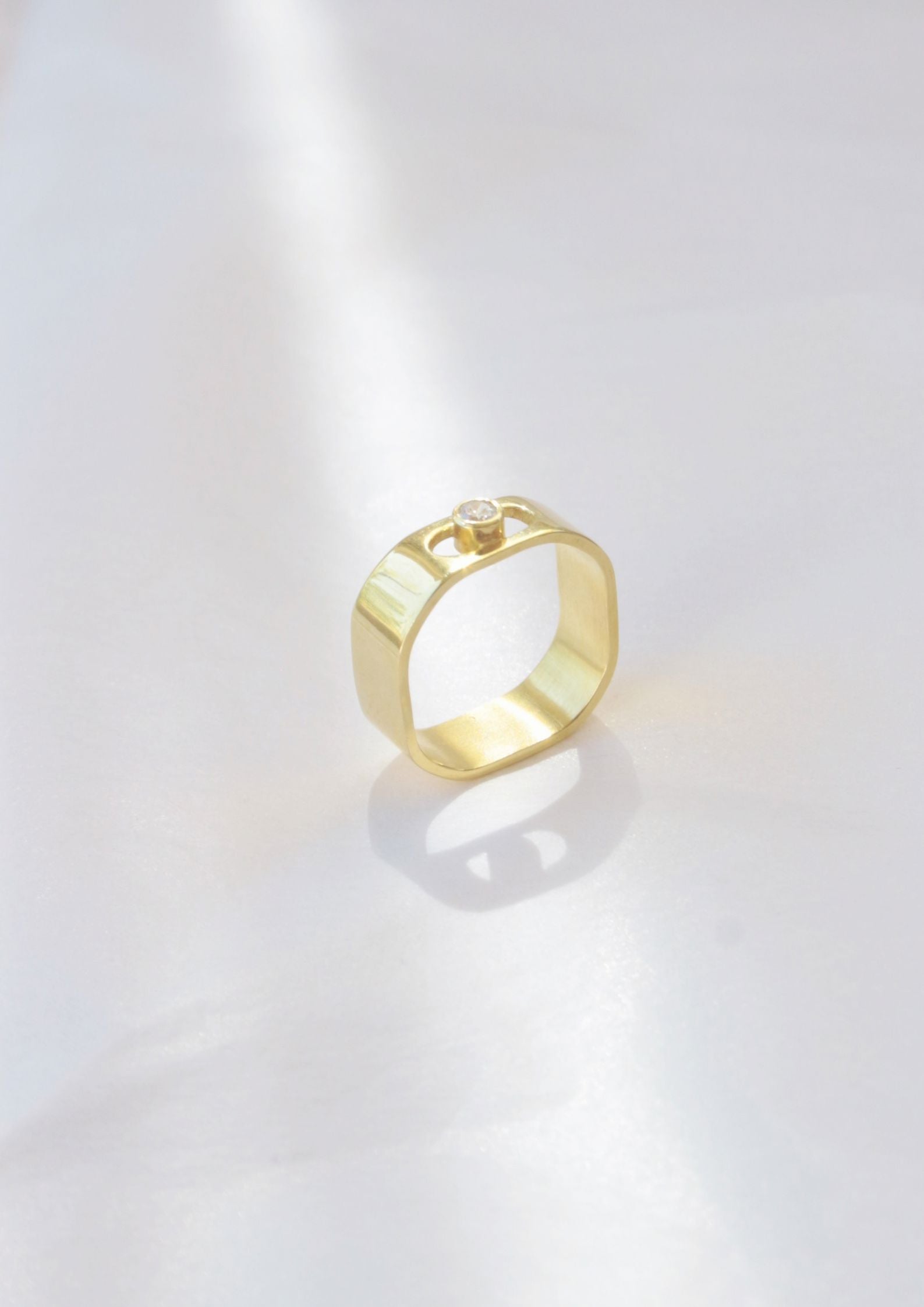 THE FOUNDING PILLAR RING Rings Albert Coll 