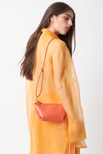 The MINI MARINA bag. Piel vacuno color CORAL Shoulder bags The Bag Lab 