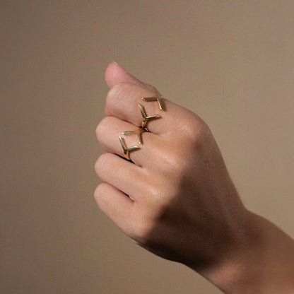 The rhombus ring Rings Crusset 