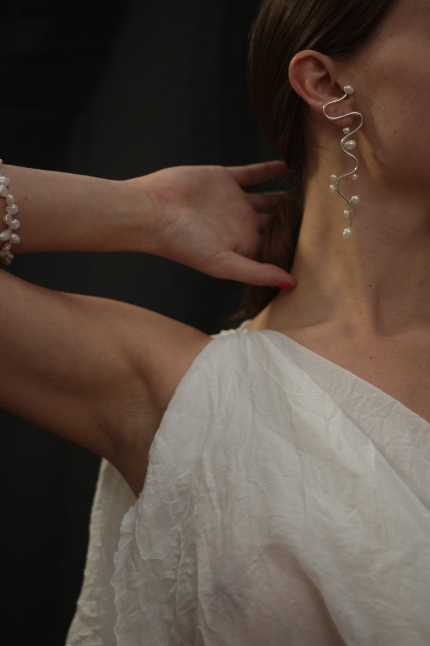 THE RIVER PEARL EARRINGS - SILVER Earrings Albert Coll 