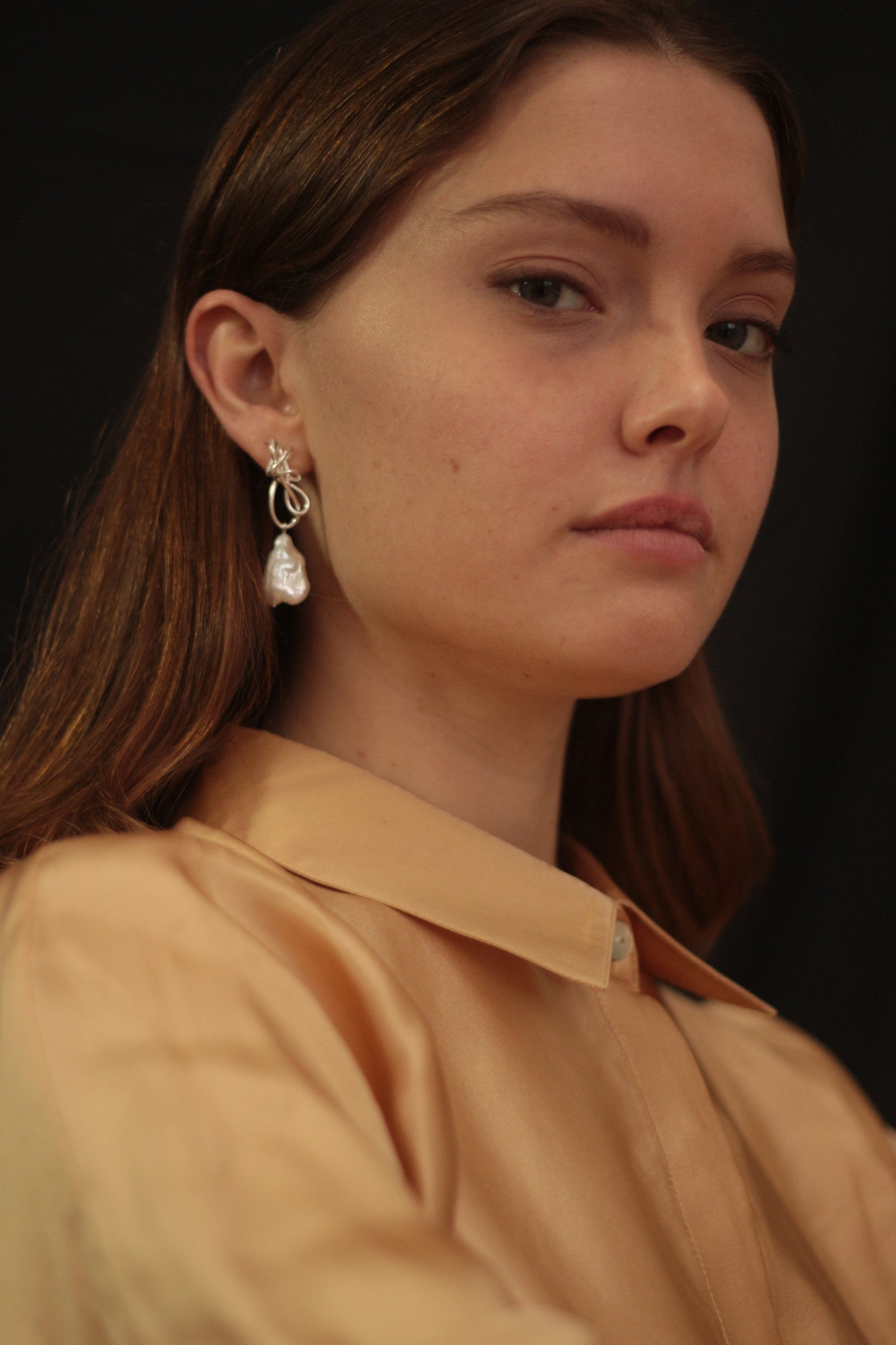 THE SILHOUETTE OF YOUR BODY EARRINGS - SILVER Earrings Albert Coll 
