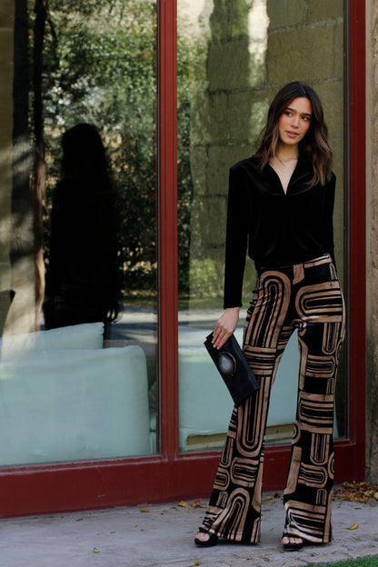 TOP CAMILA TERCIOPELO NEGRO Shirts & Tops Elisa Cortés 