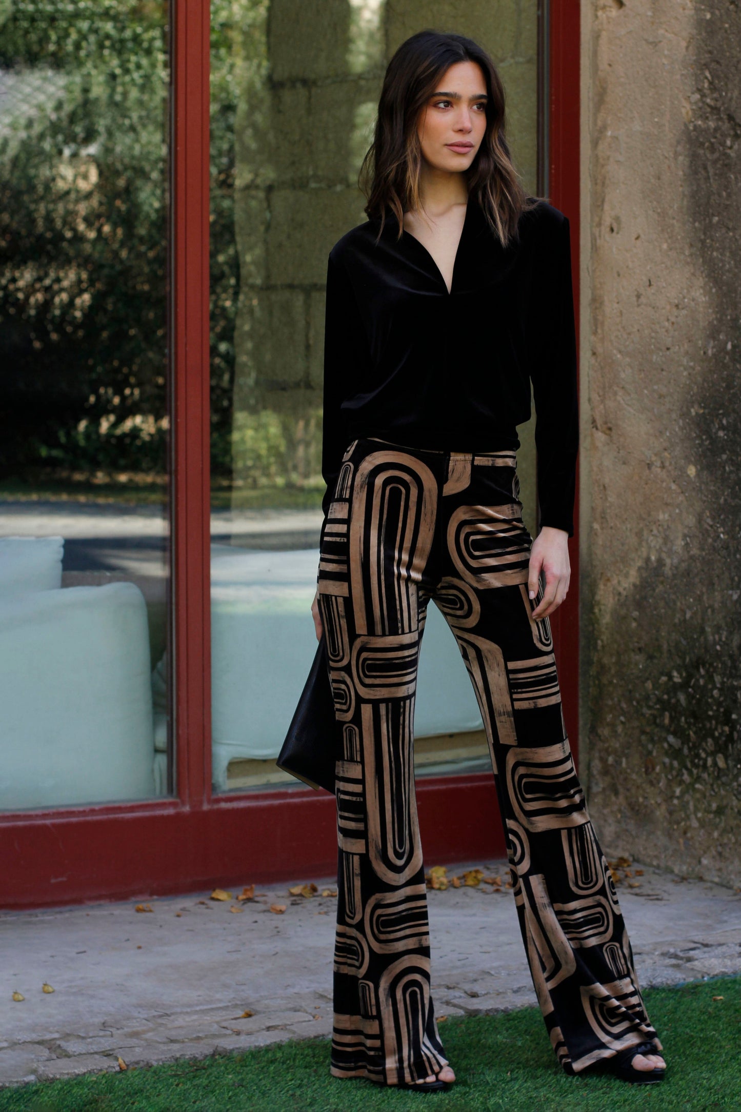 TOP CAMILA TERCIOPELO NEGRO Shirts & Tops Elisa Cortés 