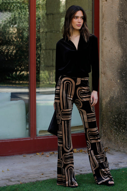 TOP CAMILA TERCIOPELO NEGRO Shirts & Tops Elisa Cortés 