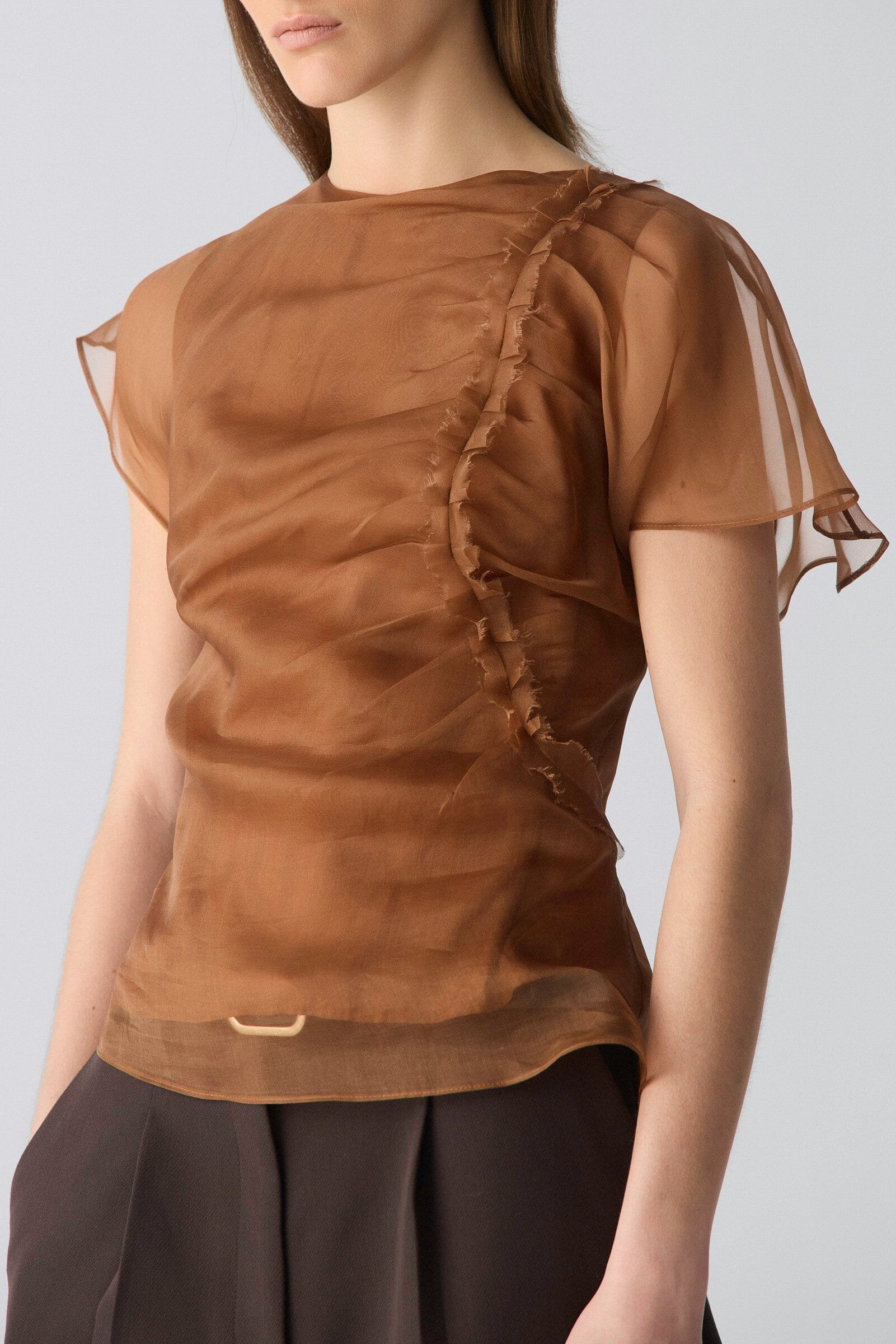 Top drapeado de organza marrón Tops and Blouses Miguel Marinero 