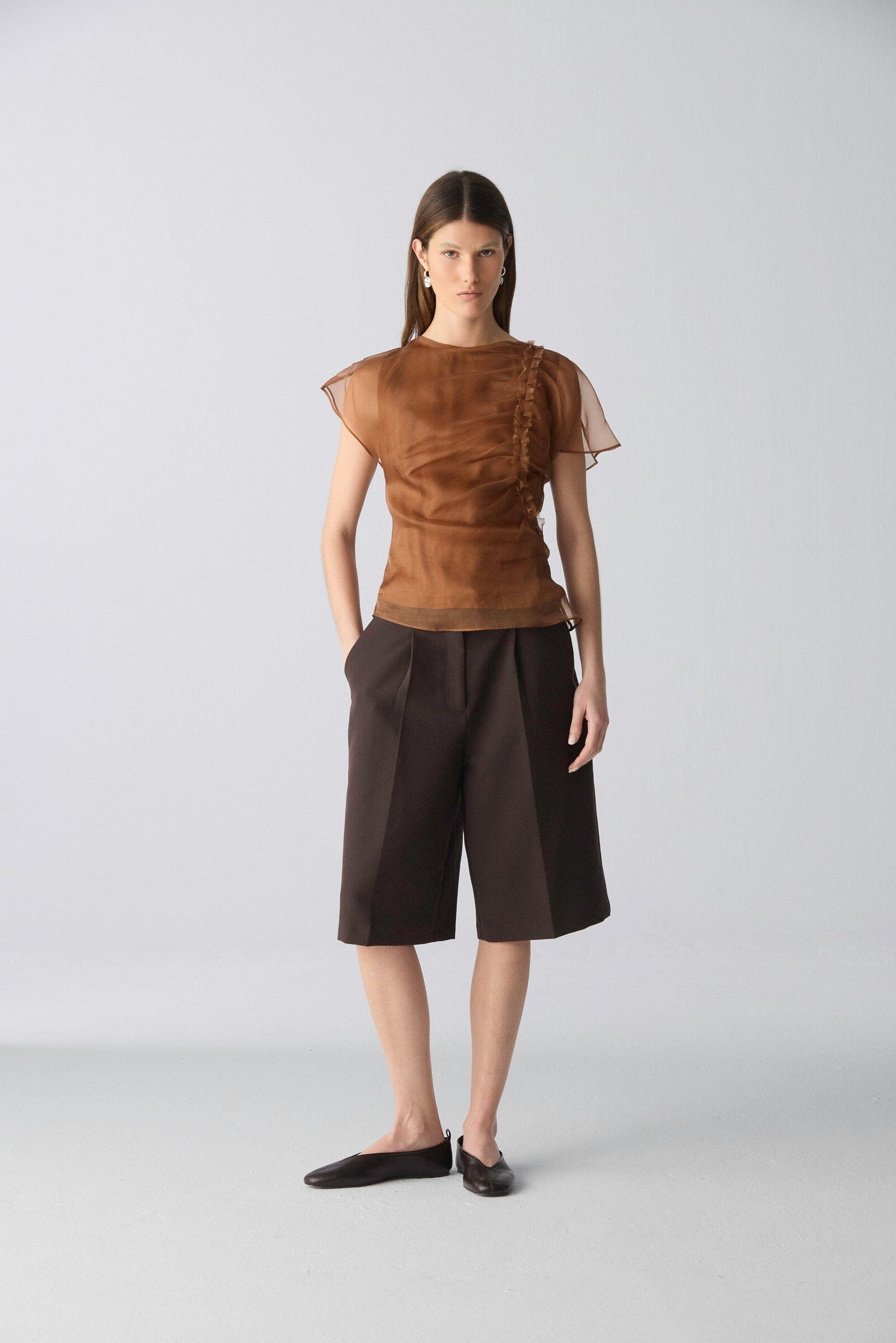 Top drapeado de organza marrón Tops and Blouses Miguel Marinero 