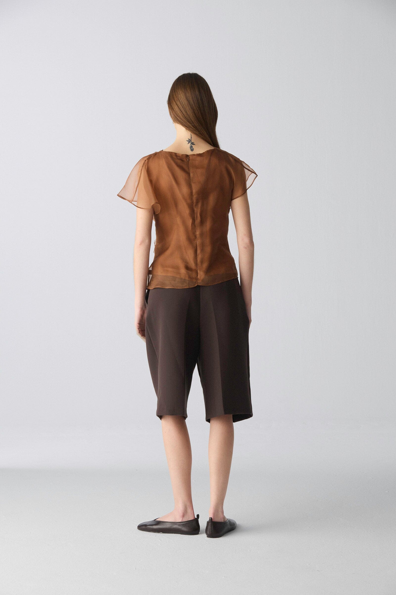 Top drapeado de organza marrón Tops and Blouses Miguel Marinero 