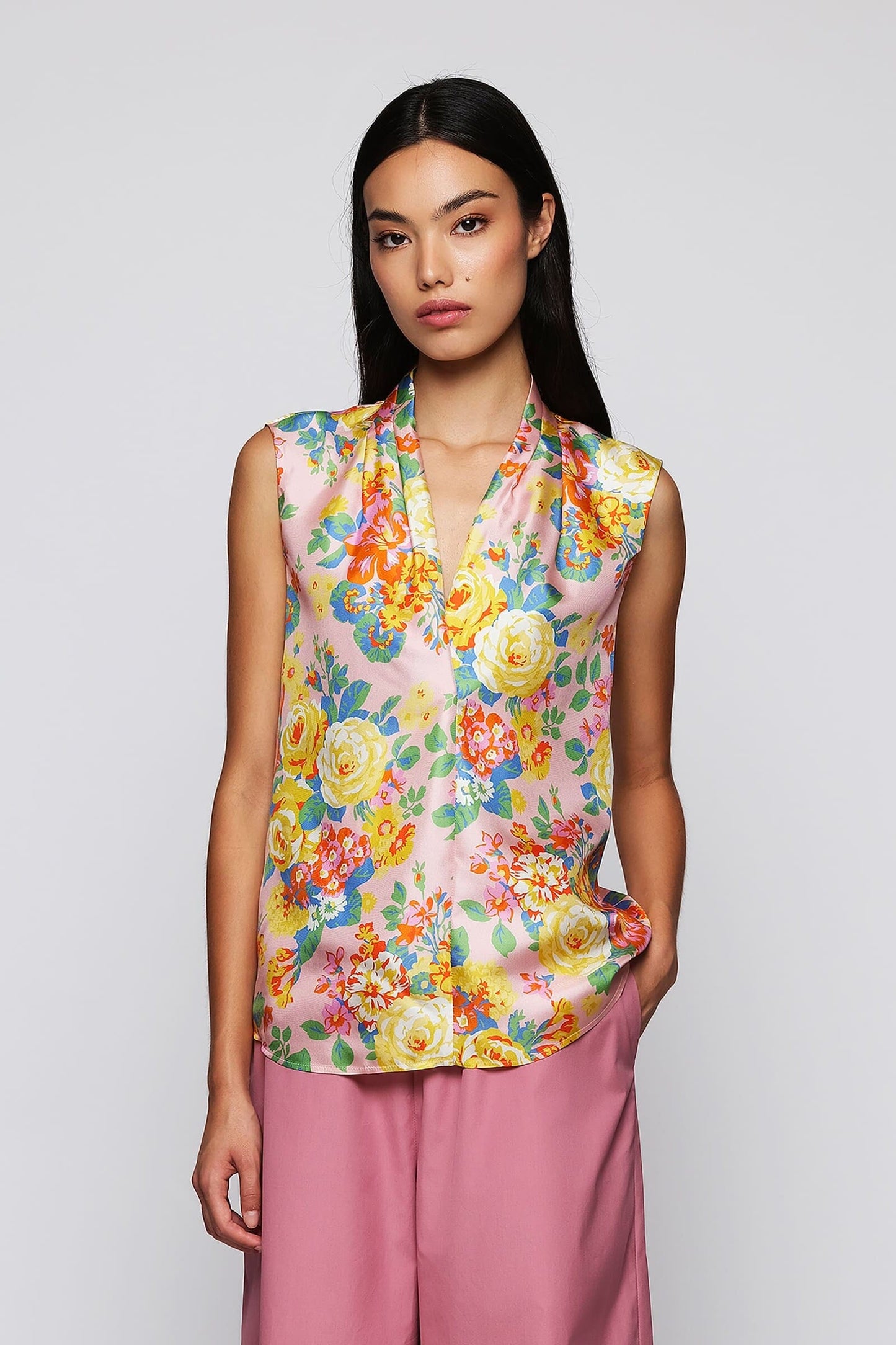 Top fluido rosa de seda Tops and Blouses Mirto 
