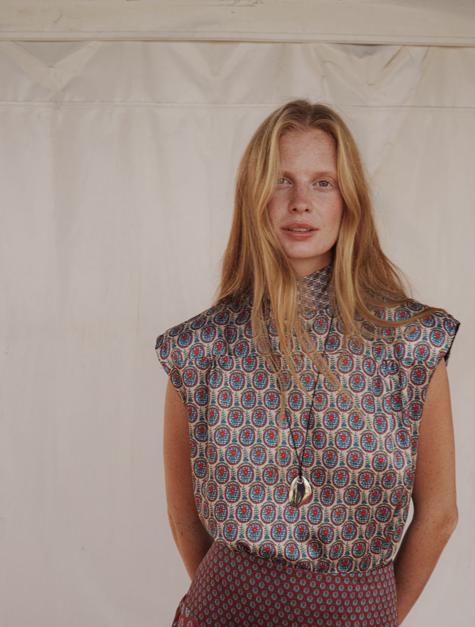 TOP LIONE ROJO Shirts & Tops Himba Collection 