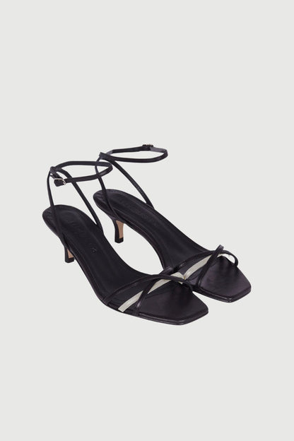 Uma Sandals in Black & White Leather Flat sandals AUGUSTA 