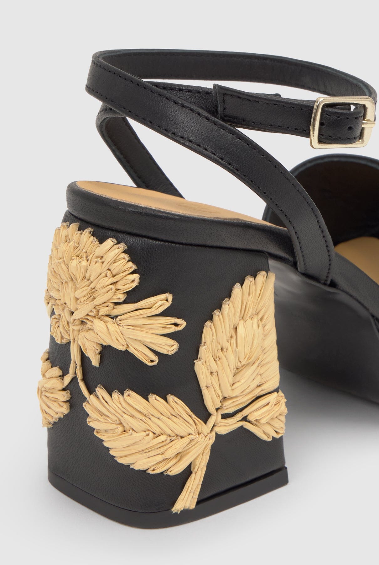 VASILIA/280 Wedges Castañer 