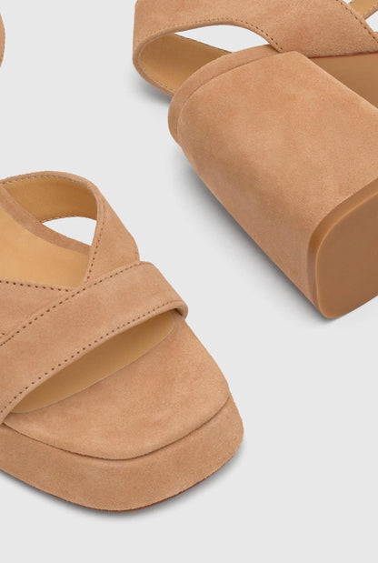 VERO/007 Heels Castañer 