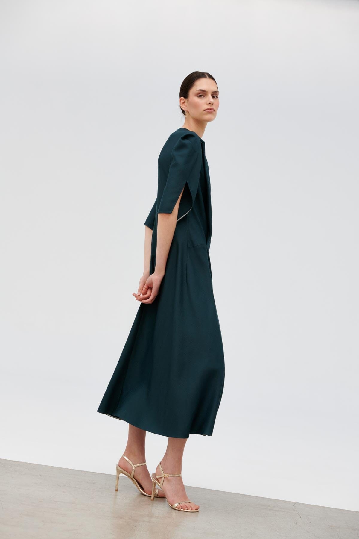 Vestido al bies turquesa de seda y lino Dresses Devota & Lomba 