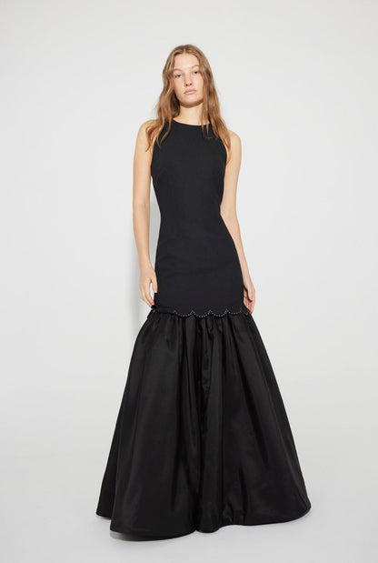 Vestido de crep negro con volante Dresses Tot-Hom 