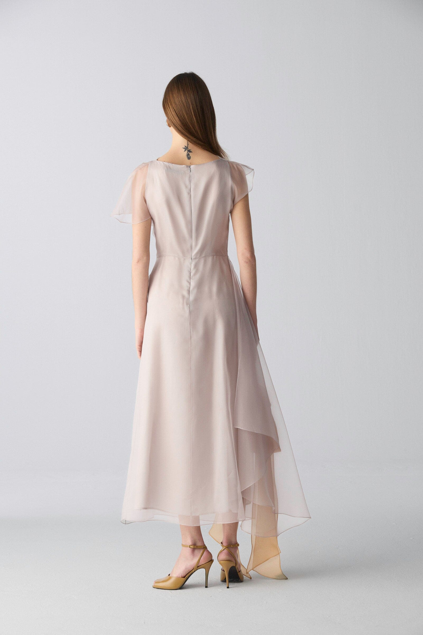 Vestido drapeado organza gris perlado Dresses Miguel Marinero 