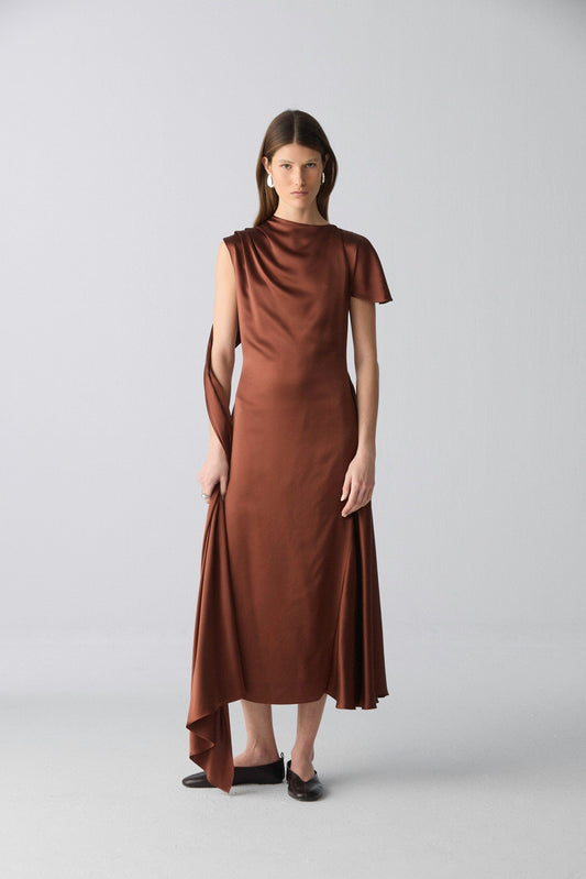 Vestido en satén con tira Dresses Miguel Marinero 