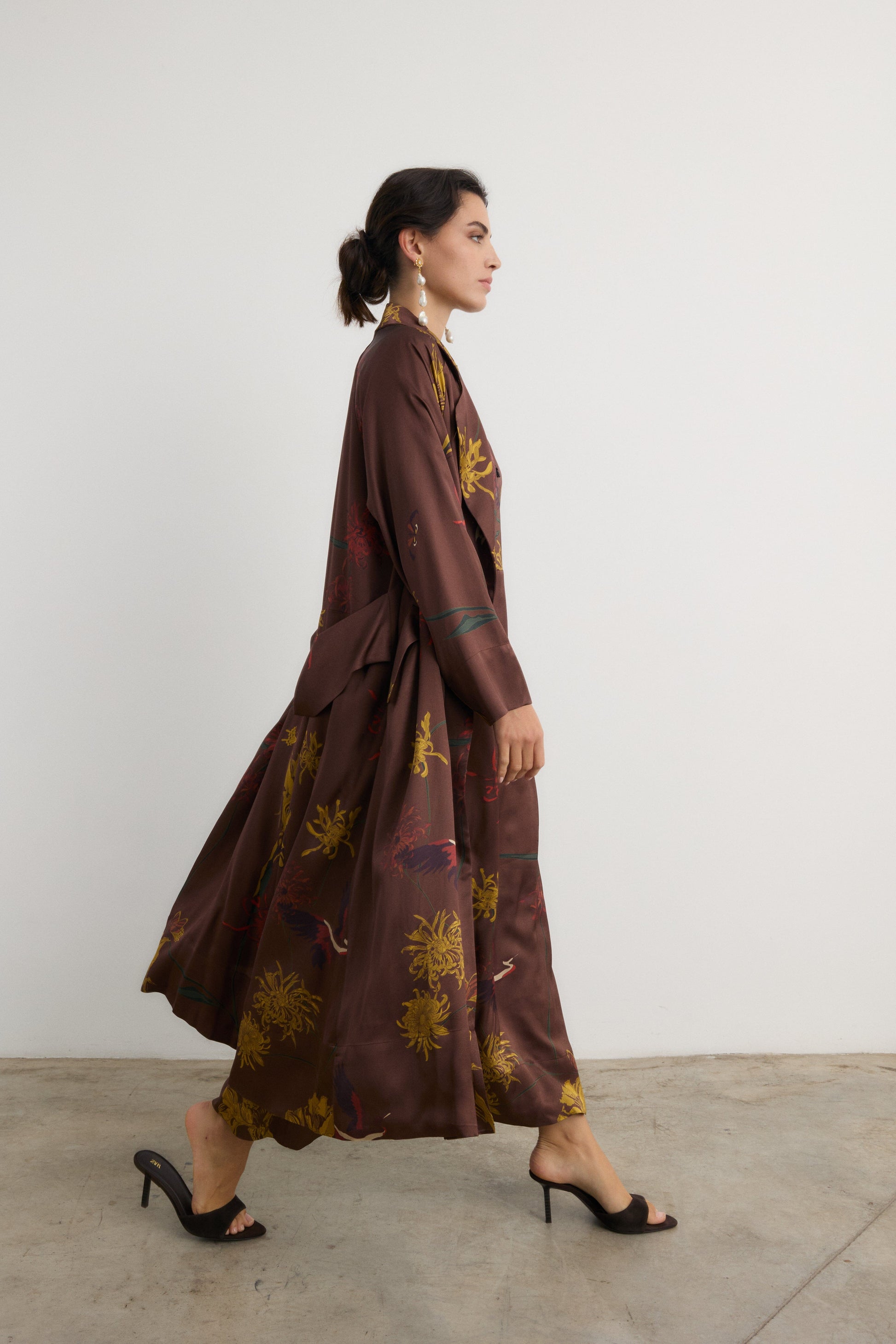 Vestido Frida Flora Marrón - Preorder Dresses Galcon Studio 