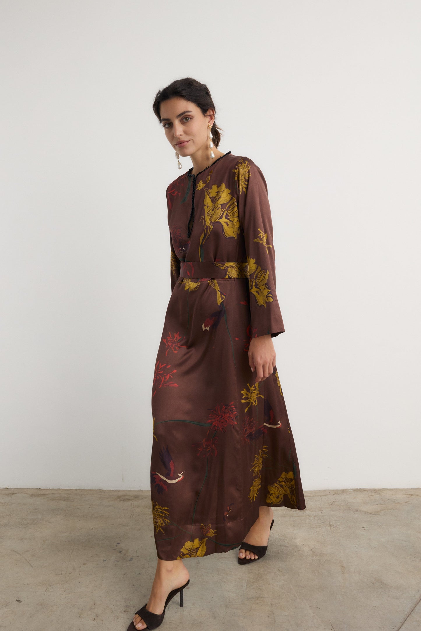 Vestido Frida Flora Marrón - Preorder Dresses Galcon Studio 