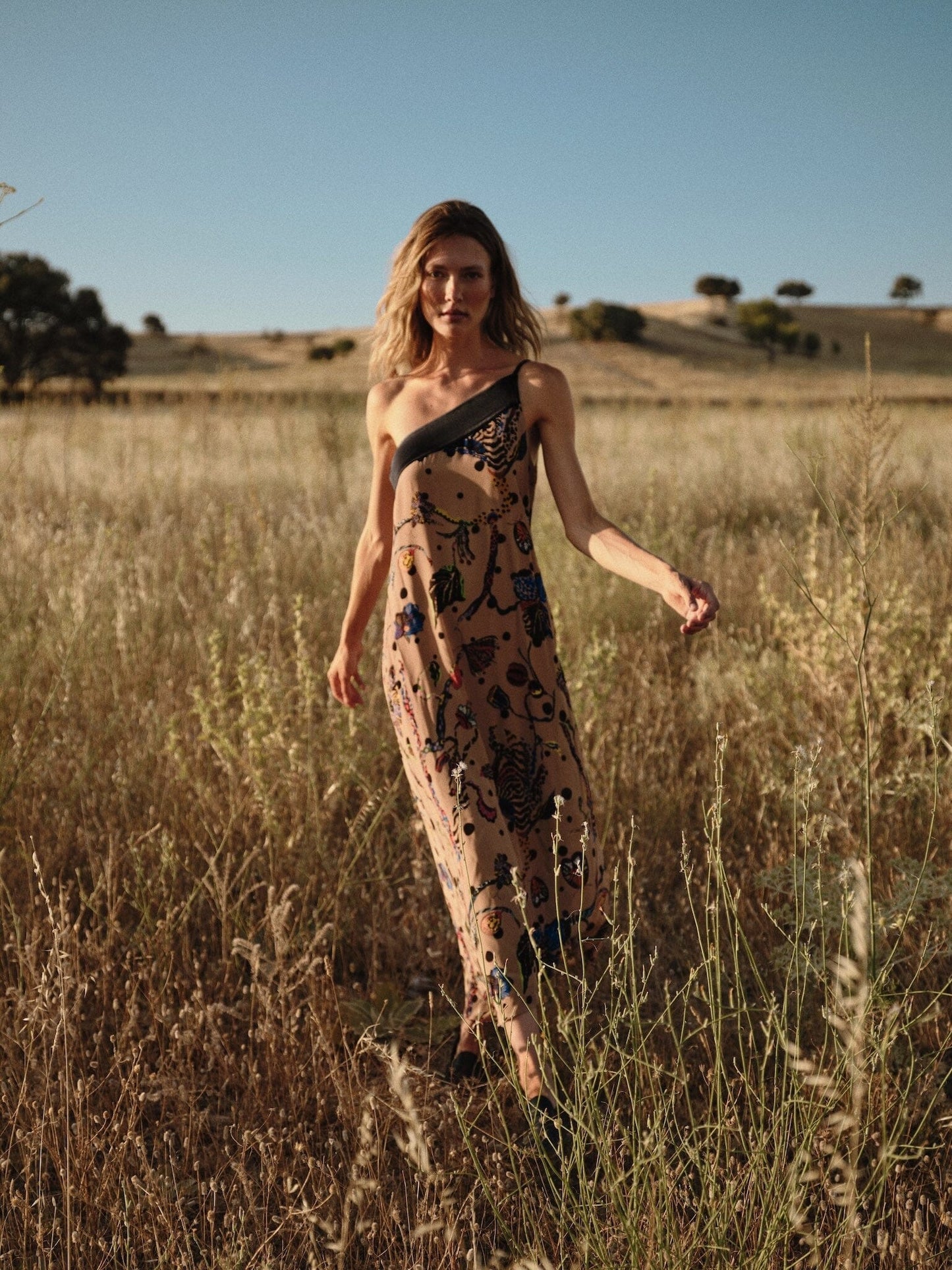 Vestido Lauren beige Dresses Galcon Studio 