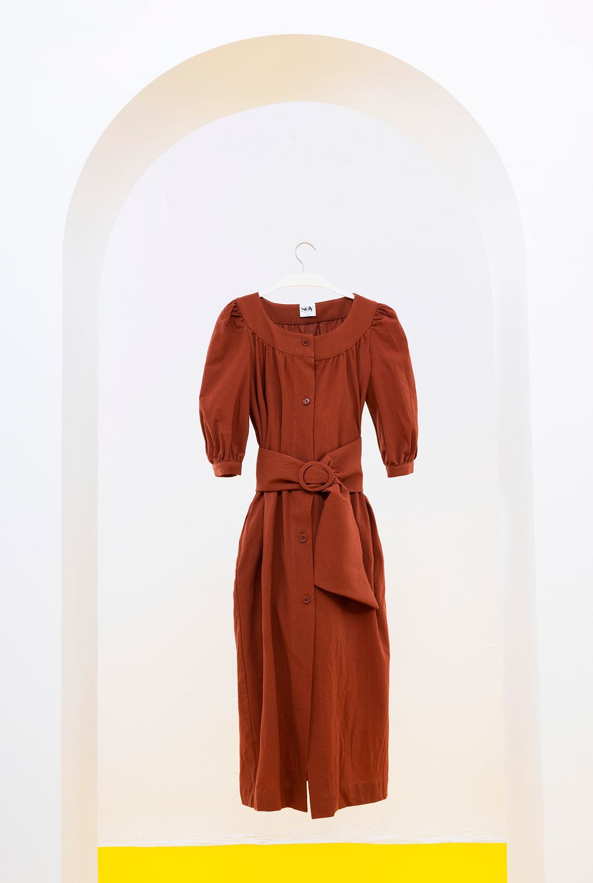 VESTIDO MARGARITA MARRÓN Dresses SOY FASCINANTE 