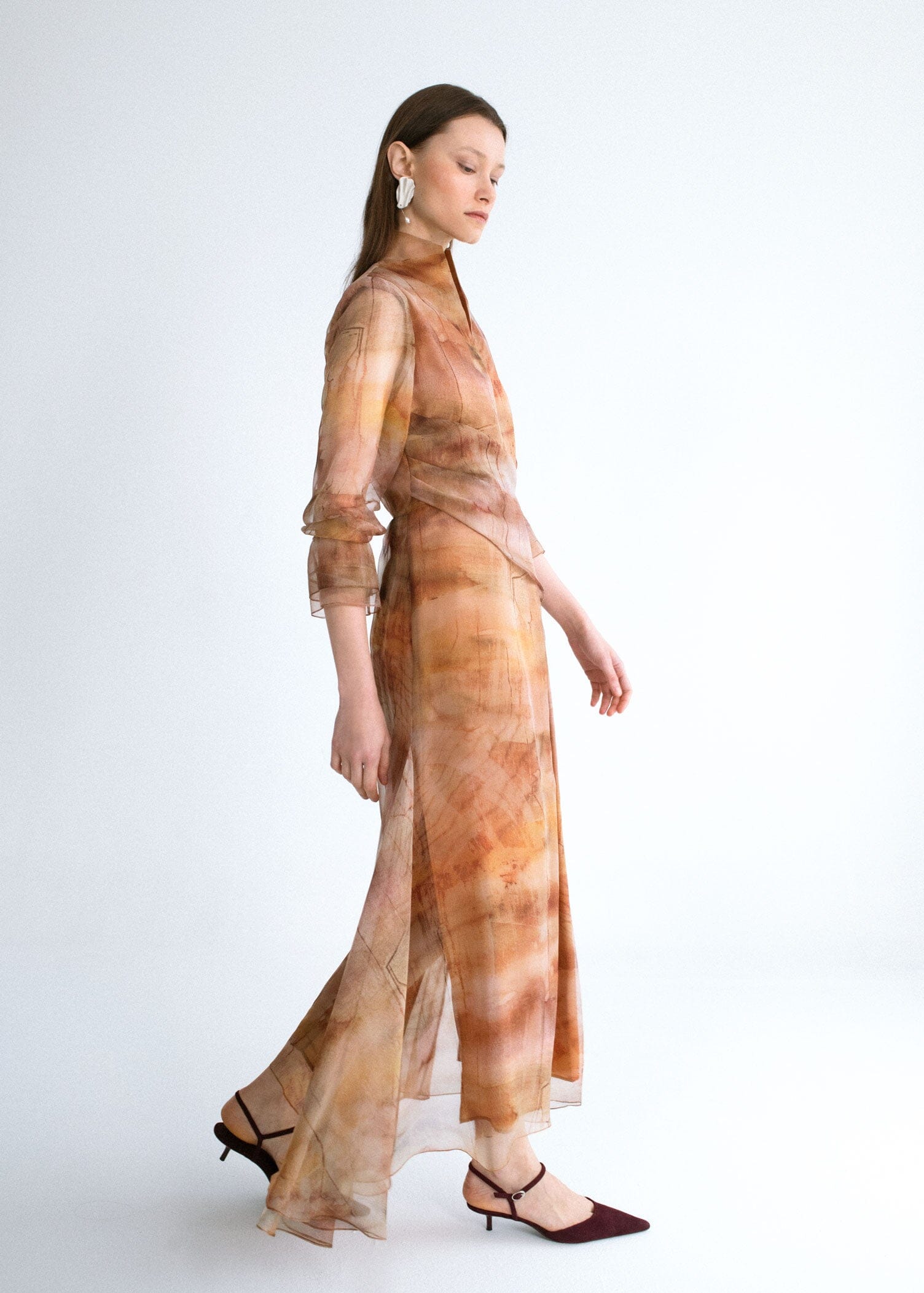 Vestido midi cruzado estampado organza Dresses Miguel Marinero 