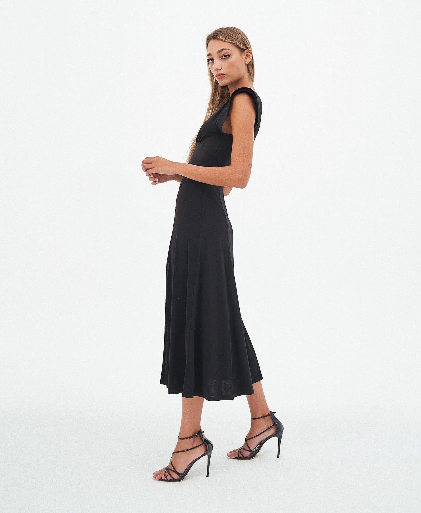 Vestido Midi Negro Elegante Epilota Dresses CLARO Couture 