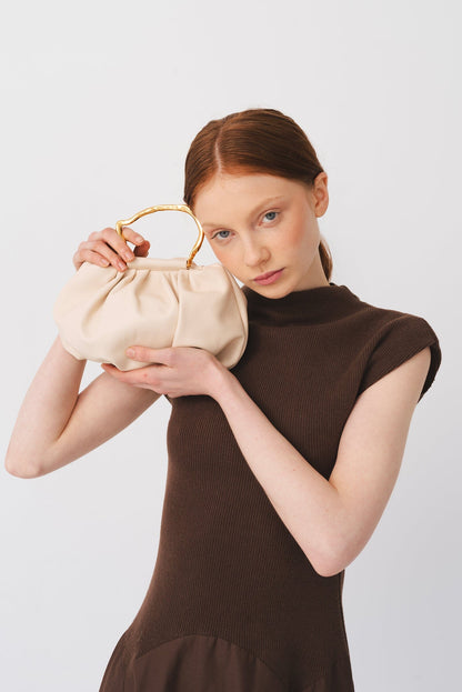 Victoria Cream Hand bags Carnevale Madrid 