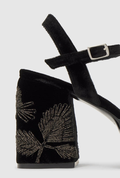 VIRGO/311 black Heels Castañer 