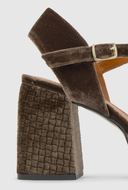 VISBY/311 Heels Castañer 