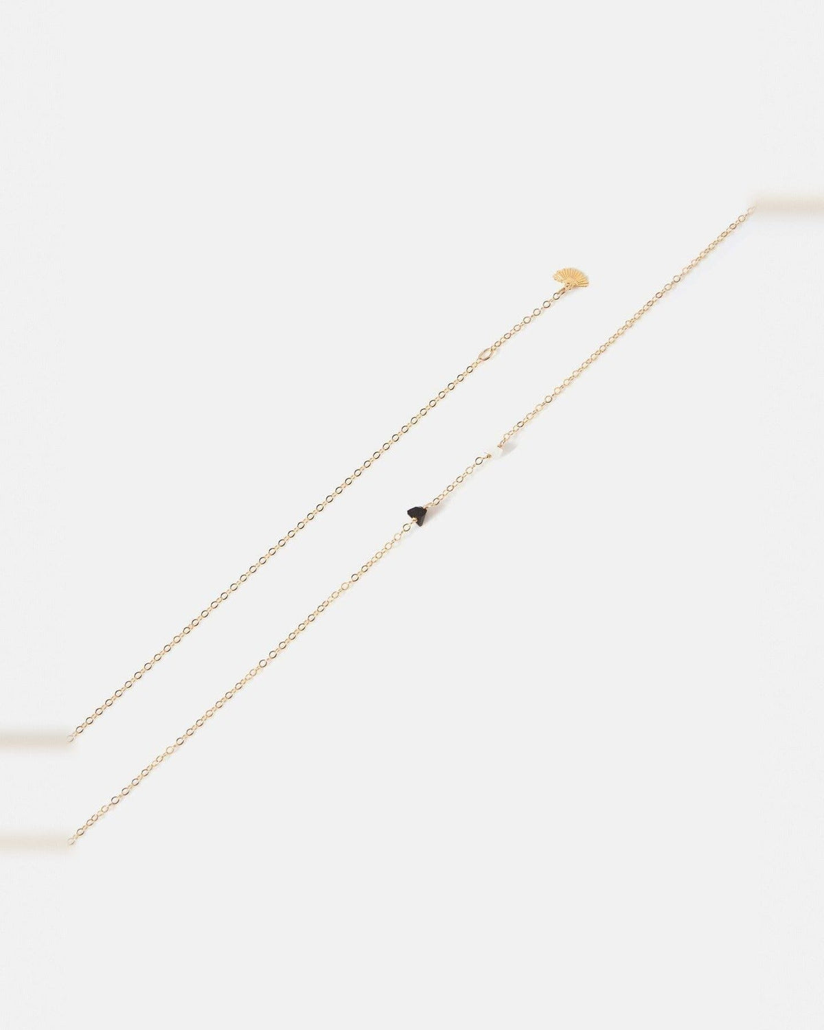Vogue on the rocks ( black / white ) Necklaces La Morenita 