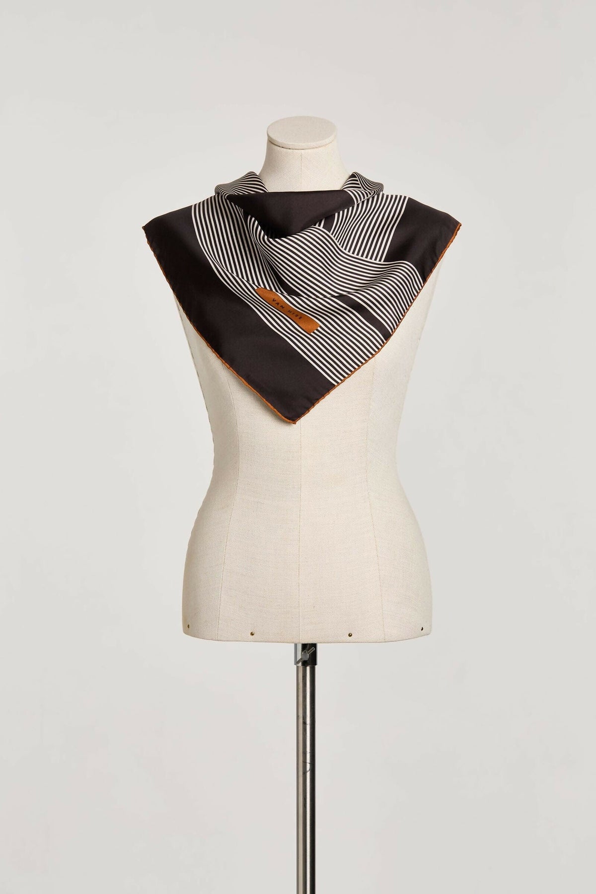 WEAVE SCARF BLACK Foulards & Scarves Van Hise 