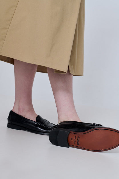 Zoe Loafers in Croc-effect Black Leather Flat shoes AUGUSTA 