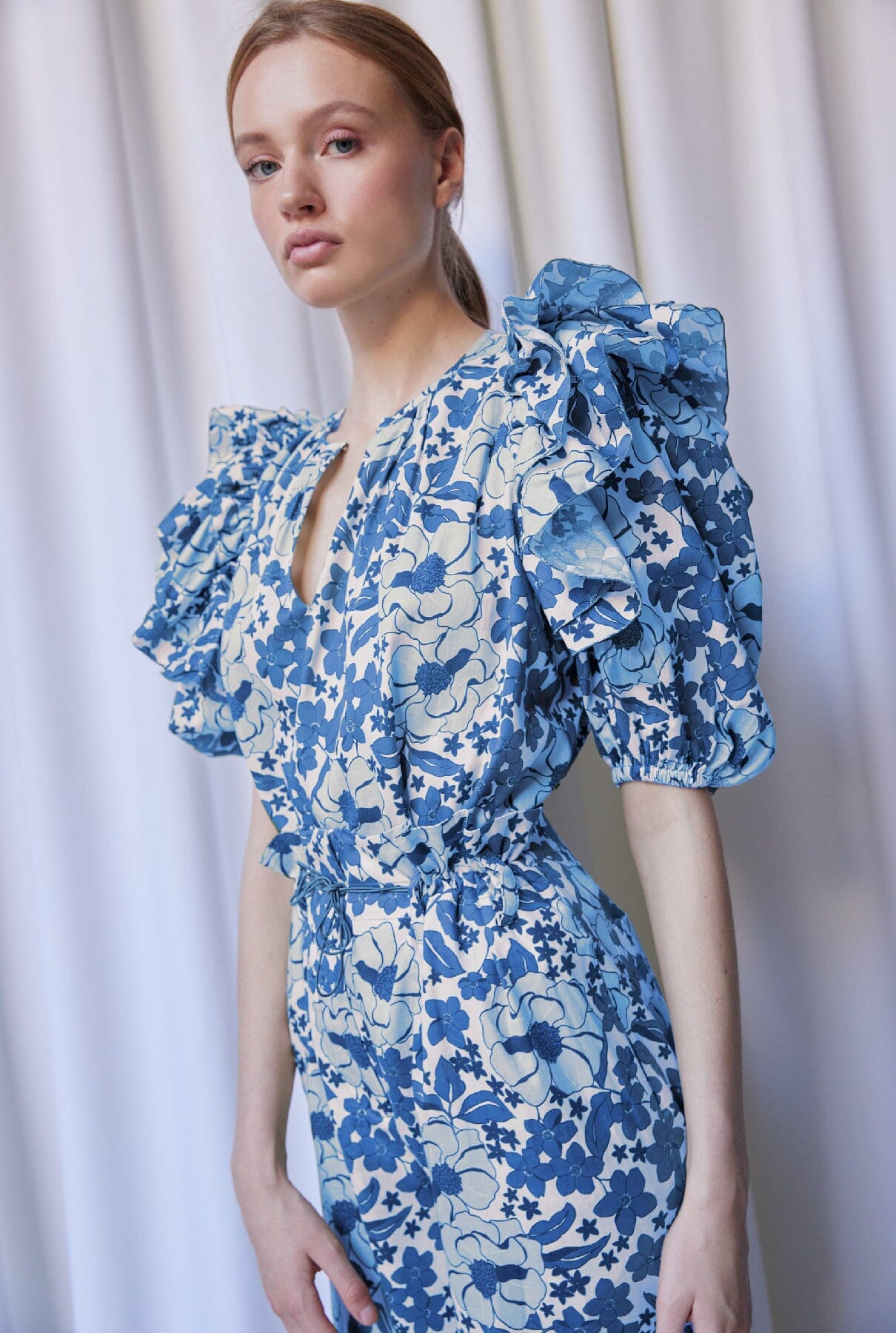 Zoe Top Blue Bloom Shirts & blouses The Label Edition 