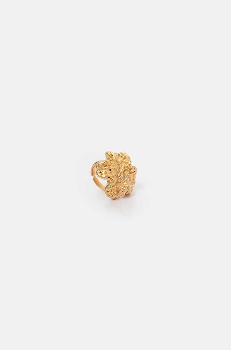 Coral Ring in Gold ring Mikana 