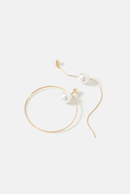Emilia perla asymmetrical Earrings La Morenita 