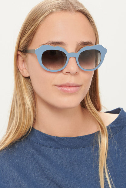 Lola Sugar Paper Blue Gafas de sol NINA MUR 